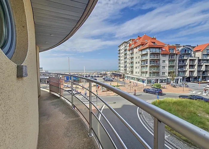 Premium Holidays - Modern Flat Seaview At 尼乌波特